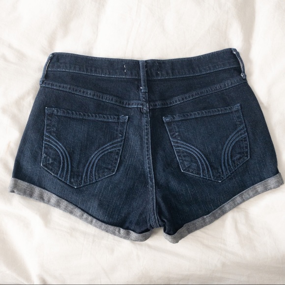 Hollister Hi Rise Dark Wash Shorts - Sz 5 - EUC - Picture 3 of 5